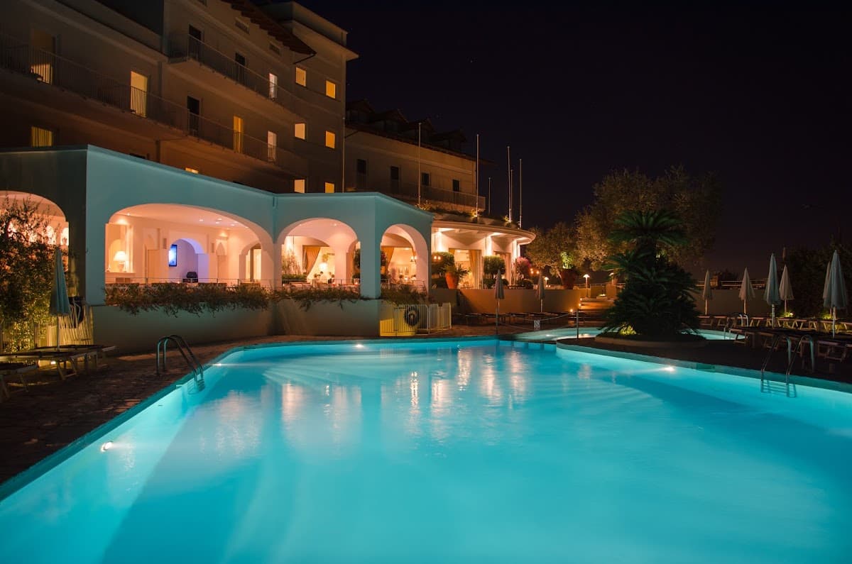 Grand Hotel Aminta: destination wedding venue in 80067 Sorrento NA, Italy