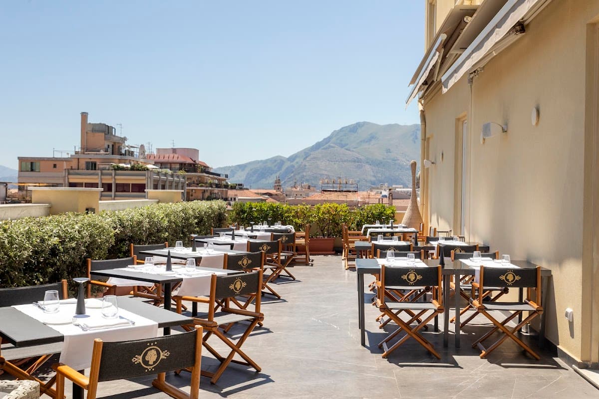 Grand Hotel et Des Palmes — destination wedding venue in 90139 Palermo PA, Italy