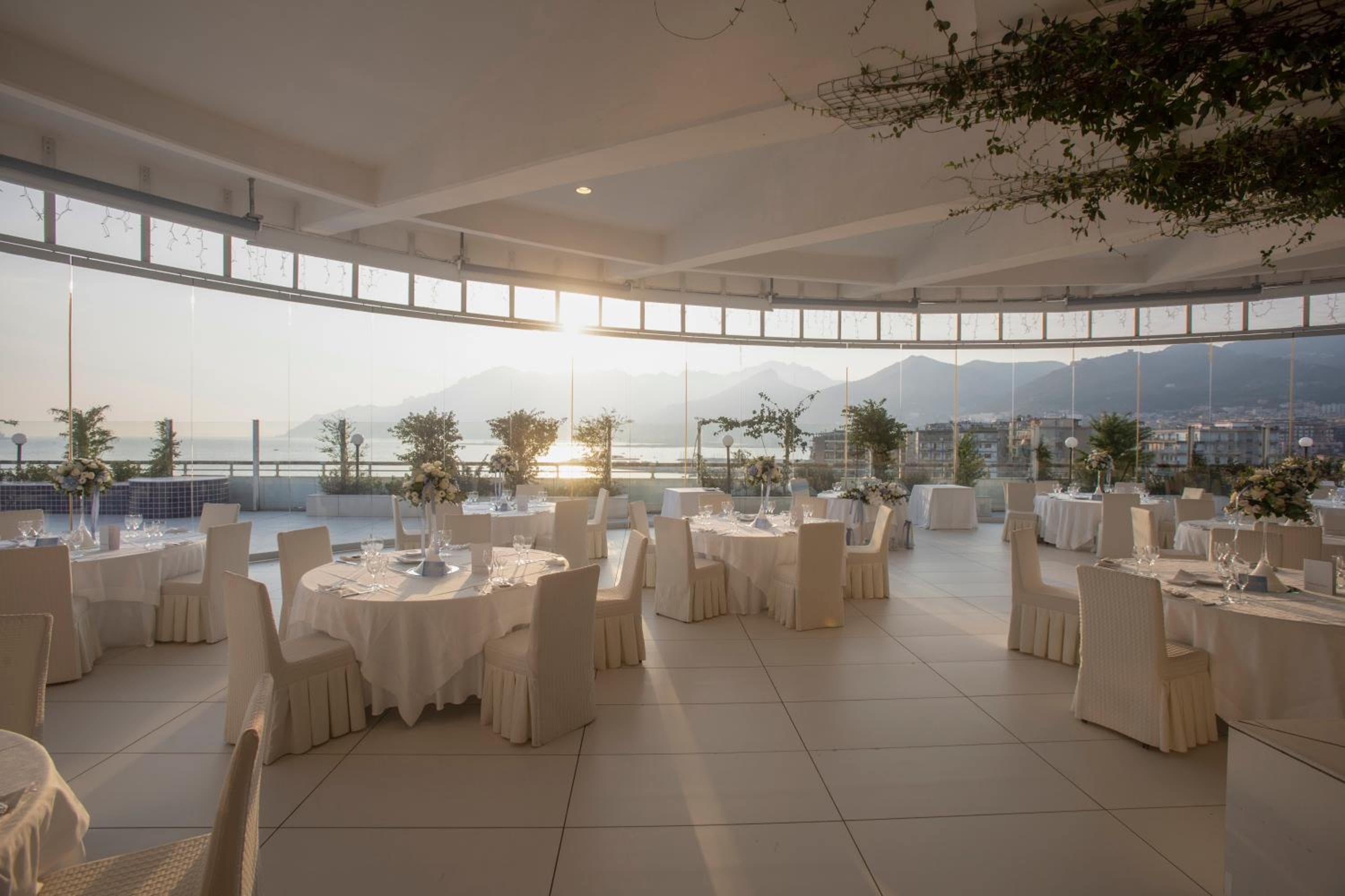 Grand Hotel Salerno, wedding venue in Salerno, Italy