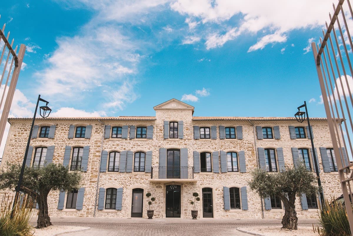 Hôtel 1770 et Spa: destination wedding venue in 84130 Le Pontet, France