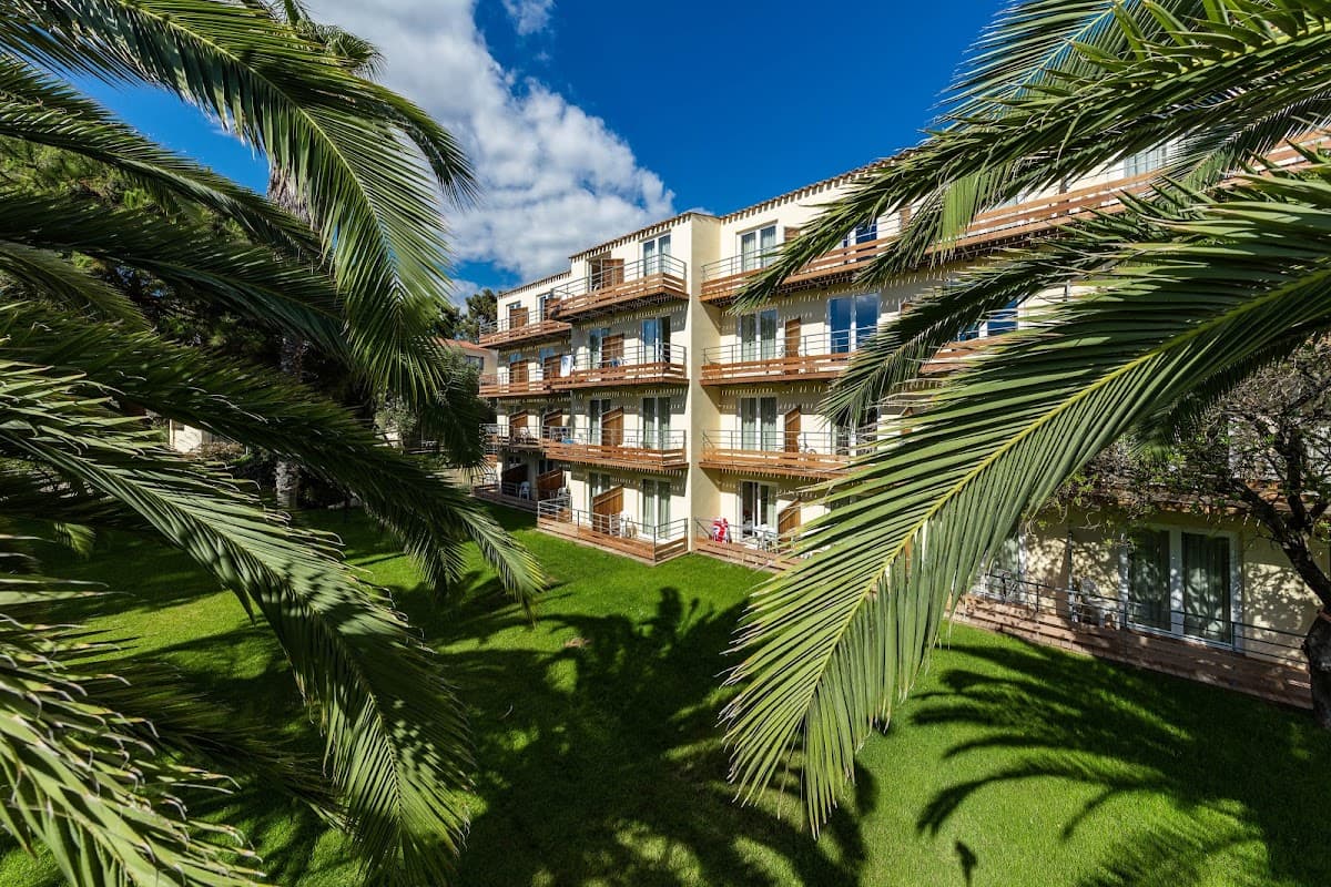 Hôtel Club Marina Viva: destination wedding venue in 20166 Grosseto-Prugna, France
