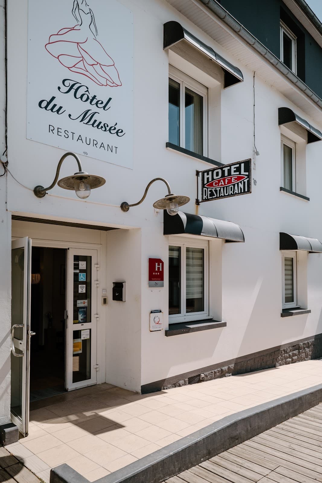 Hôtel du Musée Granville: destination wedding venue in 50400 Granville, France