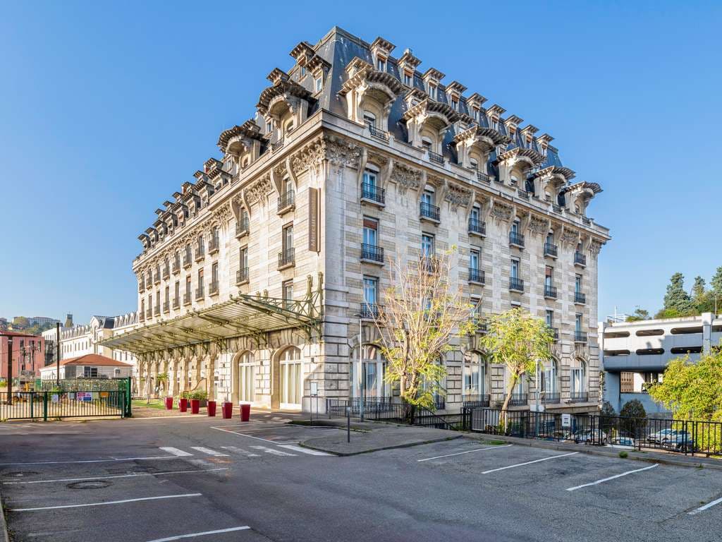 Hôtel Mercure Lyon Centre Château Perrache: destination wedding venue in 69002 Lyon, France
