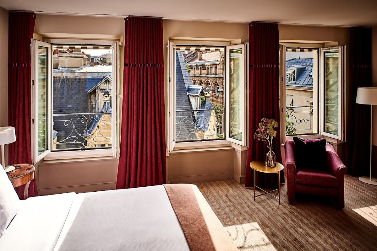 Hôtel Parc Saint-Séverin: destination wedding venue in 75005 Paris, France