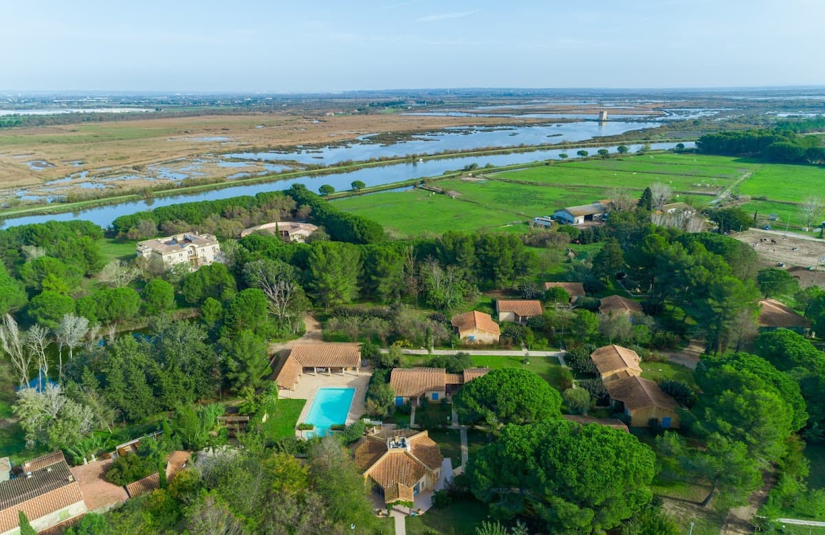 Hôtel Restaurant Le Mas Des Sables - Aigues-Mortes: destination wedding venue in 30220 Aigues-Mortes, France