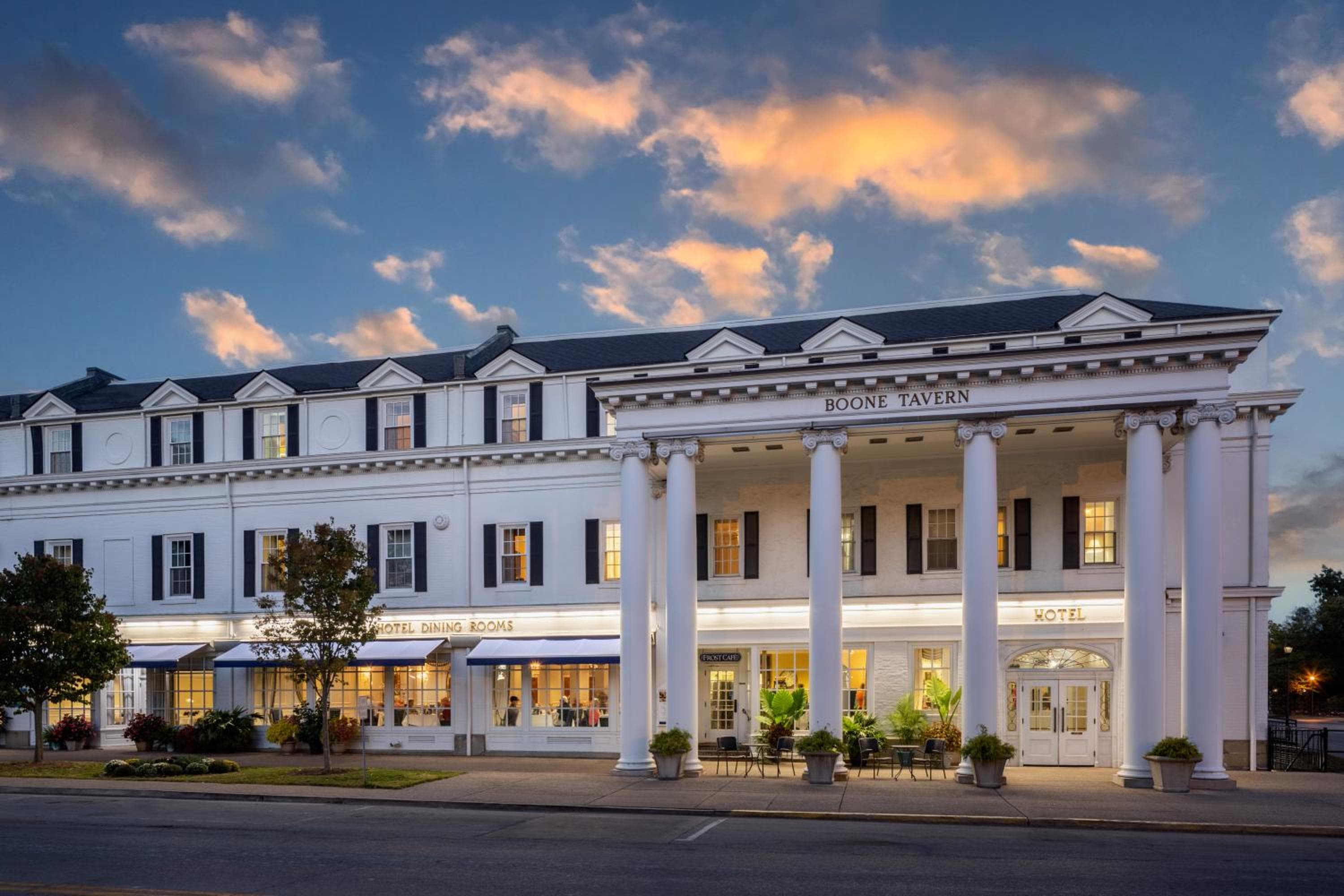 Historic Boone Tavern, wedding venue in Berea, United States