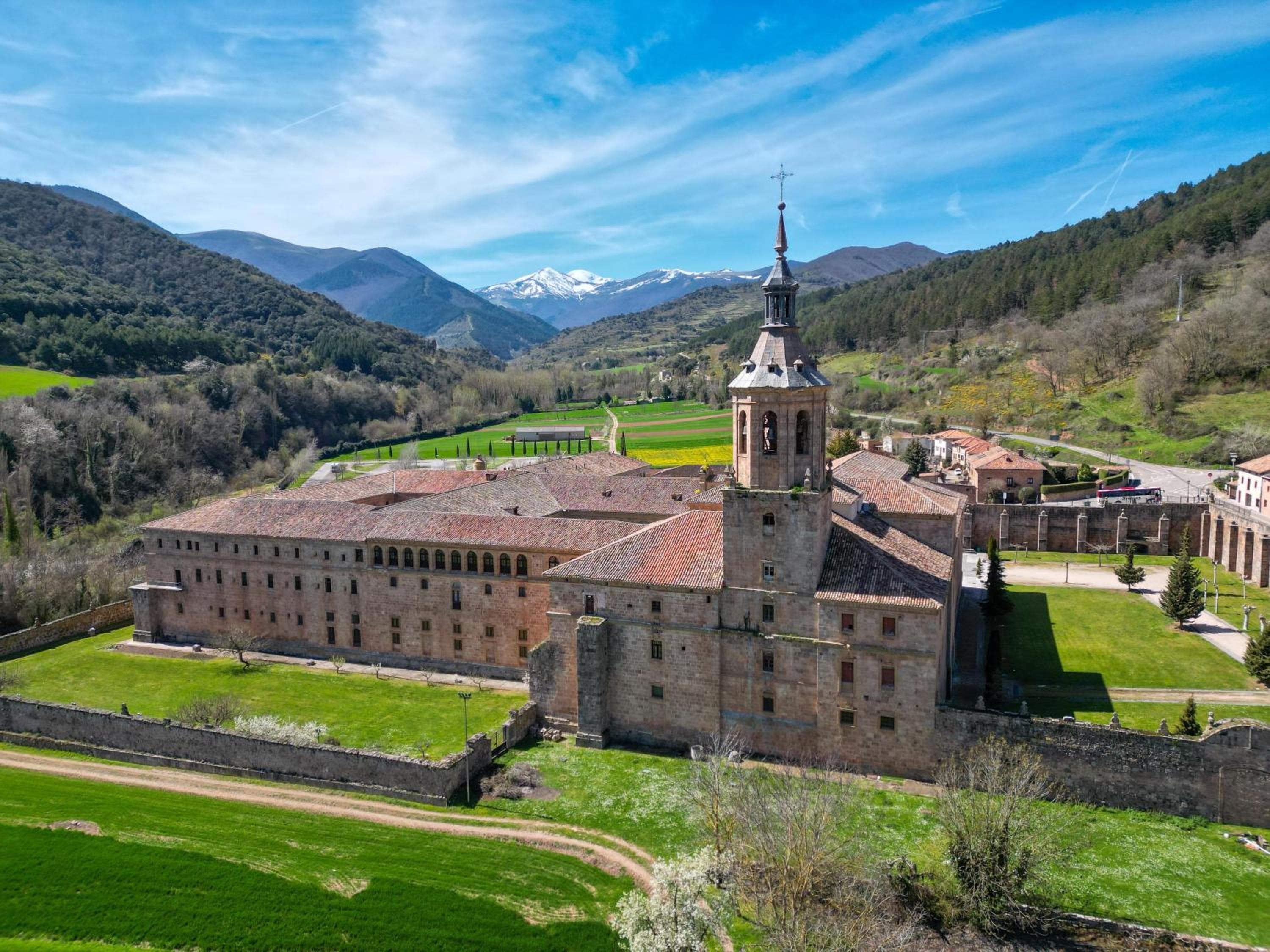 Hostería del Monasterio de San Millan, wedding venue in San Millán de la Cogolla, Spain