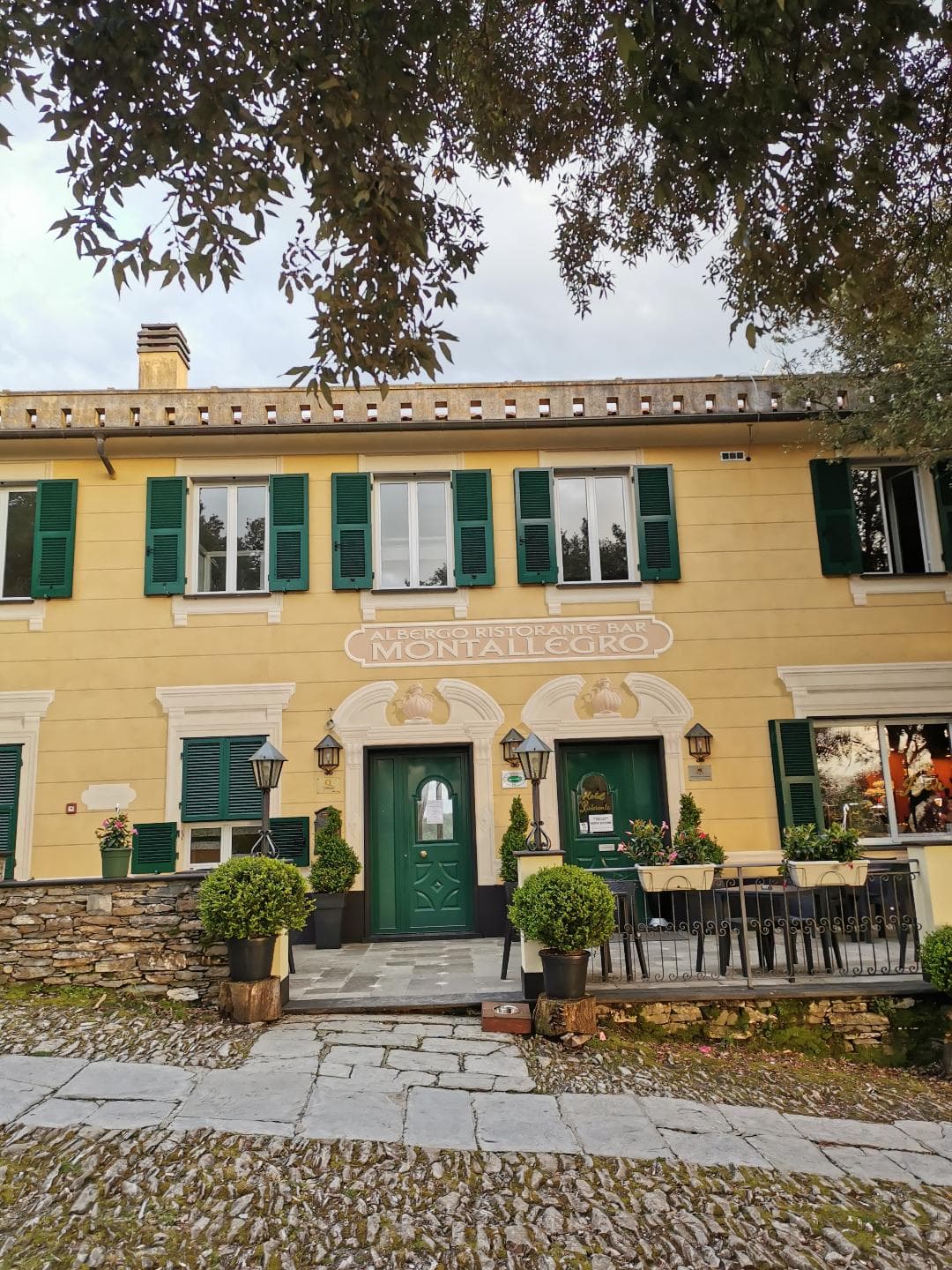 Hotel Bar Ristorante Montallegro: destination wedding venue in 16035 Rapallo GE, Italy