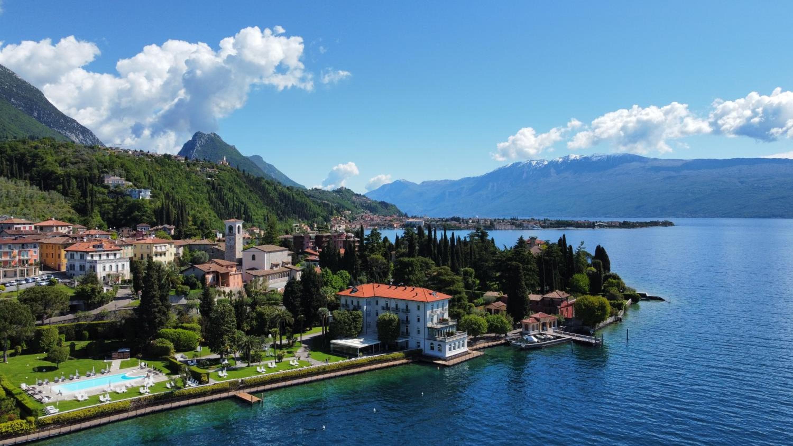 Hotel Bella Riva, wedding venue in 25083 Gardone Riviera BS, Italy