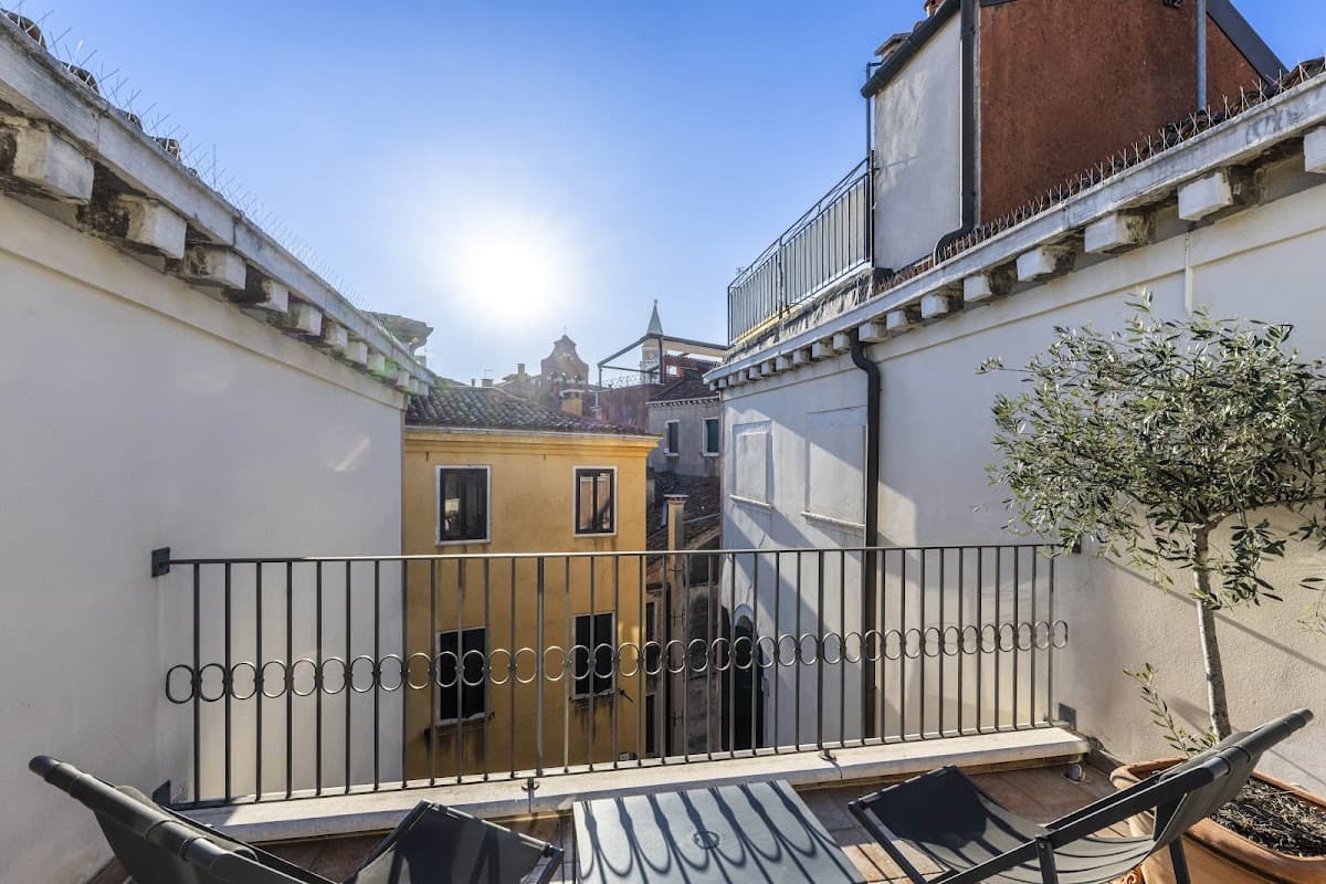 Hotel Casa Verardo - Residenza D'Epoca — destination wedding venue in 30122 Venezia VE, Italy