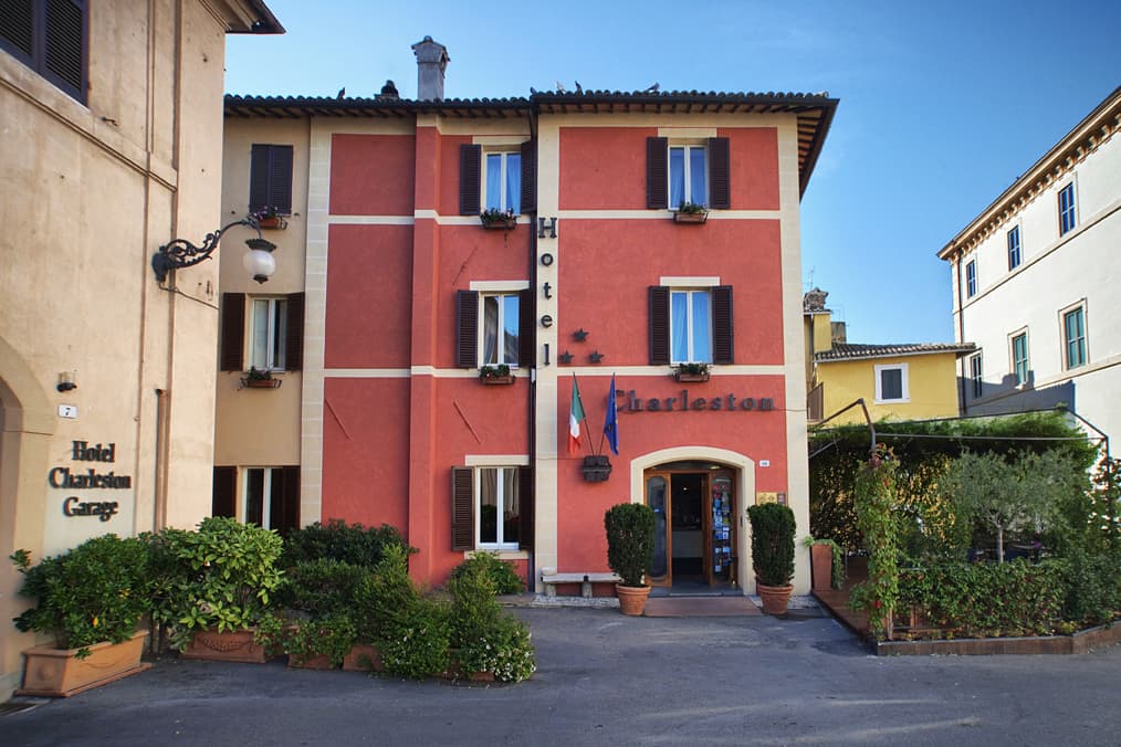 Hotel Charleston: destination wedding venue in 06049 Spoleto PG, Italy