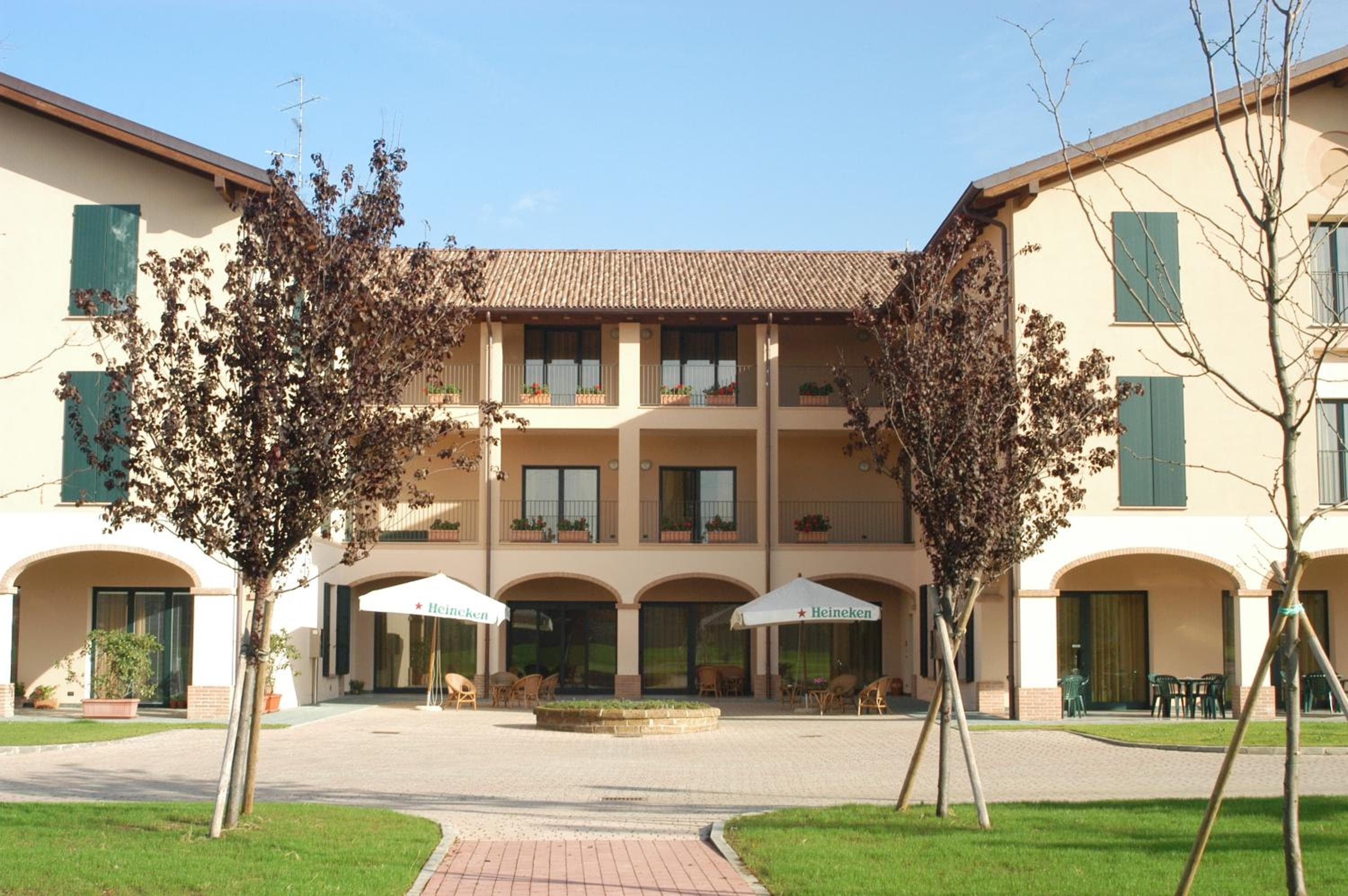 Hotel Conte Verde, wedding venue in Montecchio Emilia, Italy