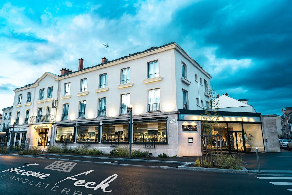 Hotel D'Angleterre: destination wedding venue in 51000 Châlons-en-Champagne, France