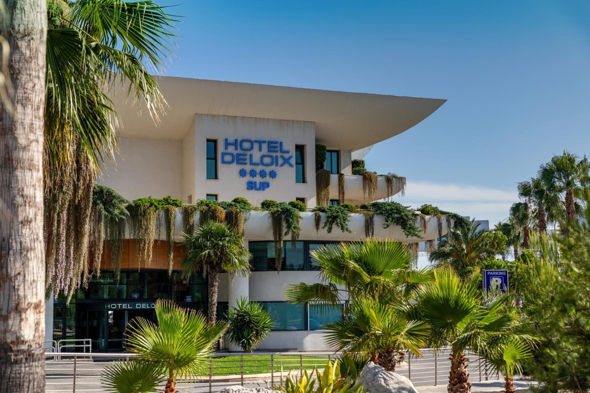 Hotel Deloix Aqua Center, wedding venue in Benidorm, Spain