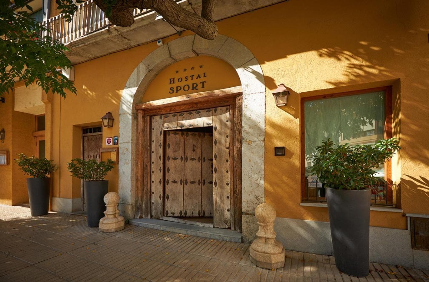 Hotel-Hostal Sport, wedding venue in Falset, Spain