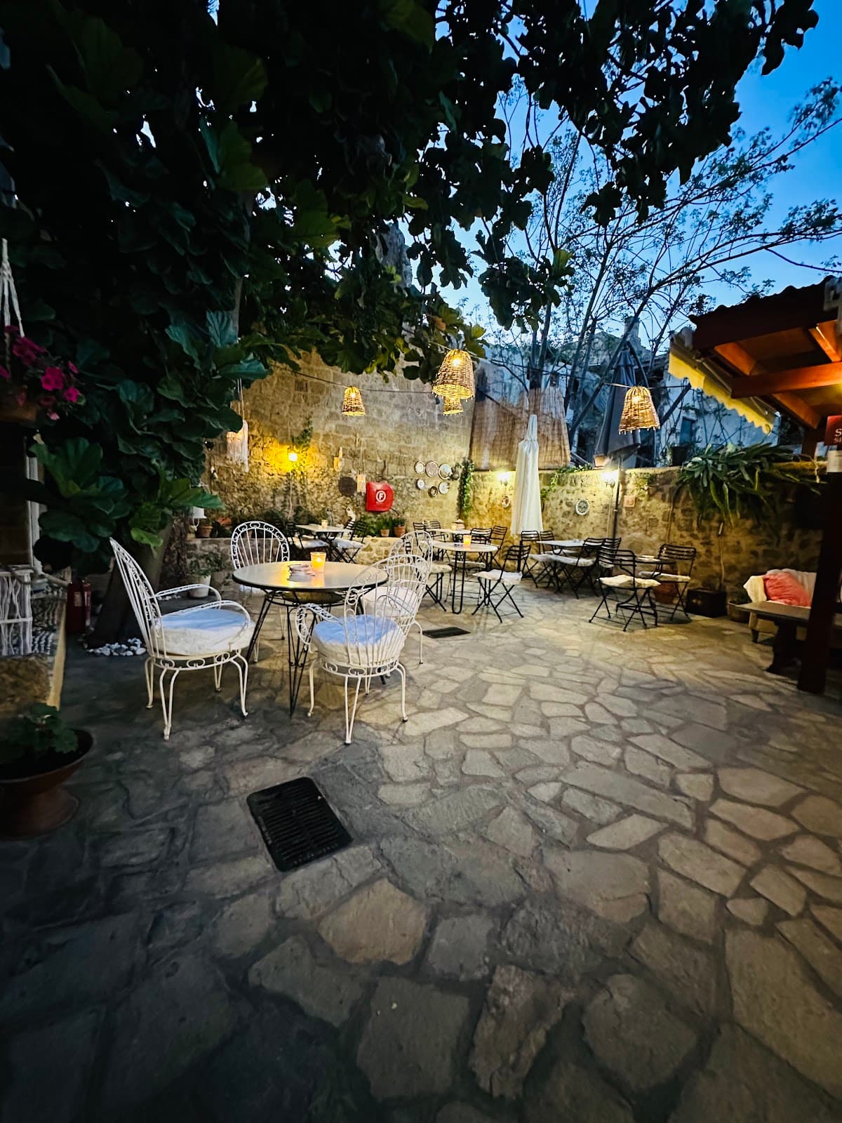 Hotel Kristina´s Rooms Restaurant — destination wedding venue in Rodos 851 00, Greece