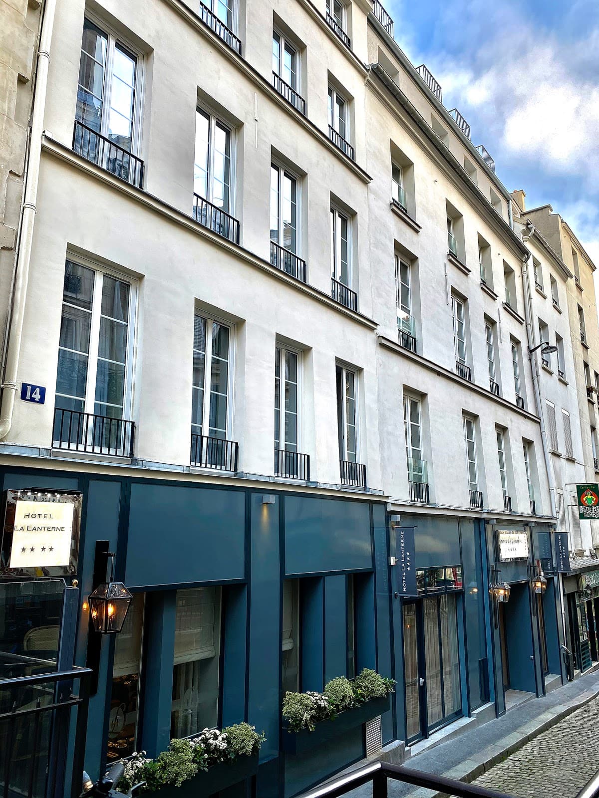 Hotel La Lanterne & Spa by Timhotel: destination wedding venue in 75005 Paris, France
