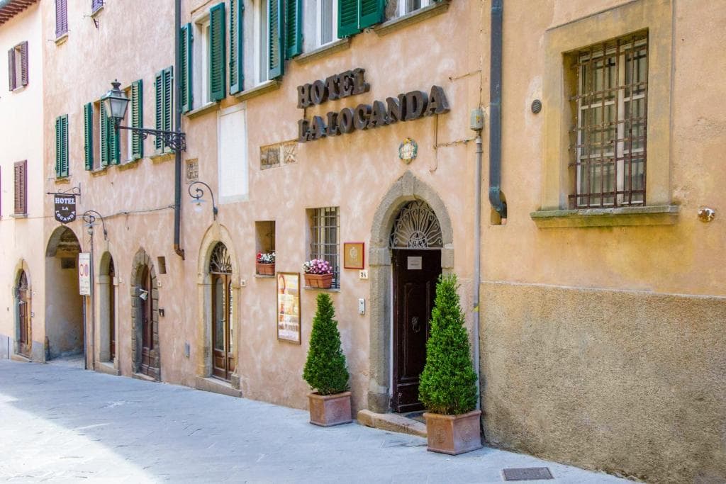 Hotel La Locanda: destination wedding venue in 56048 Volterra PI, Italy