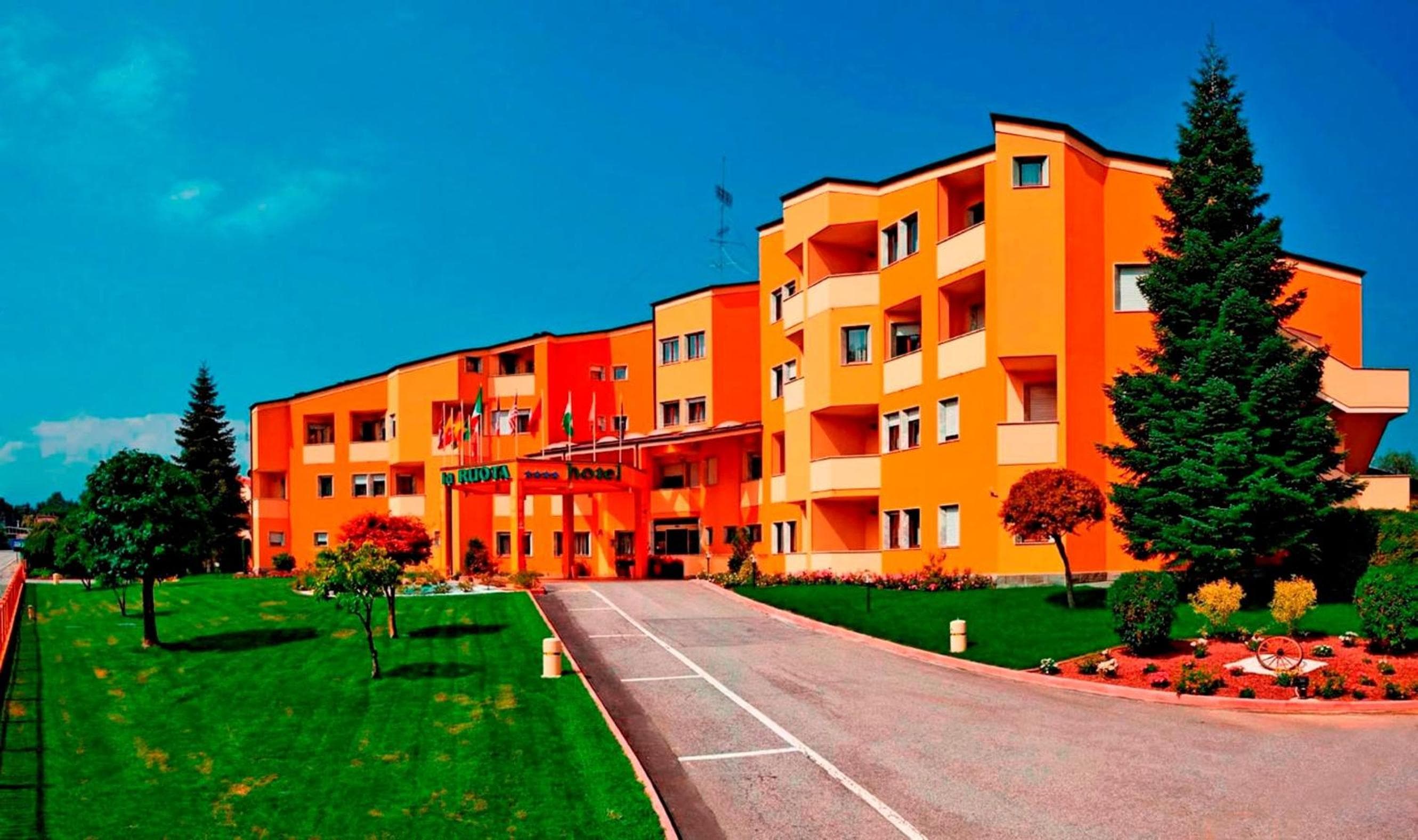 Hotel La Ruota, wedding venue in Pianfei, Italy