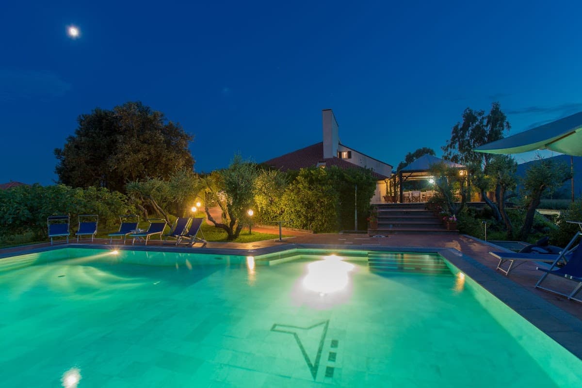 HOTEL Locanda dell'Angelo: destination wedding venue in 19031 Sarzana SP, Italy