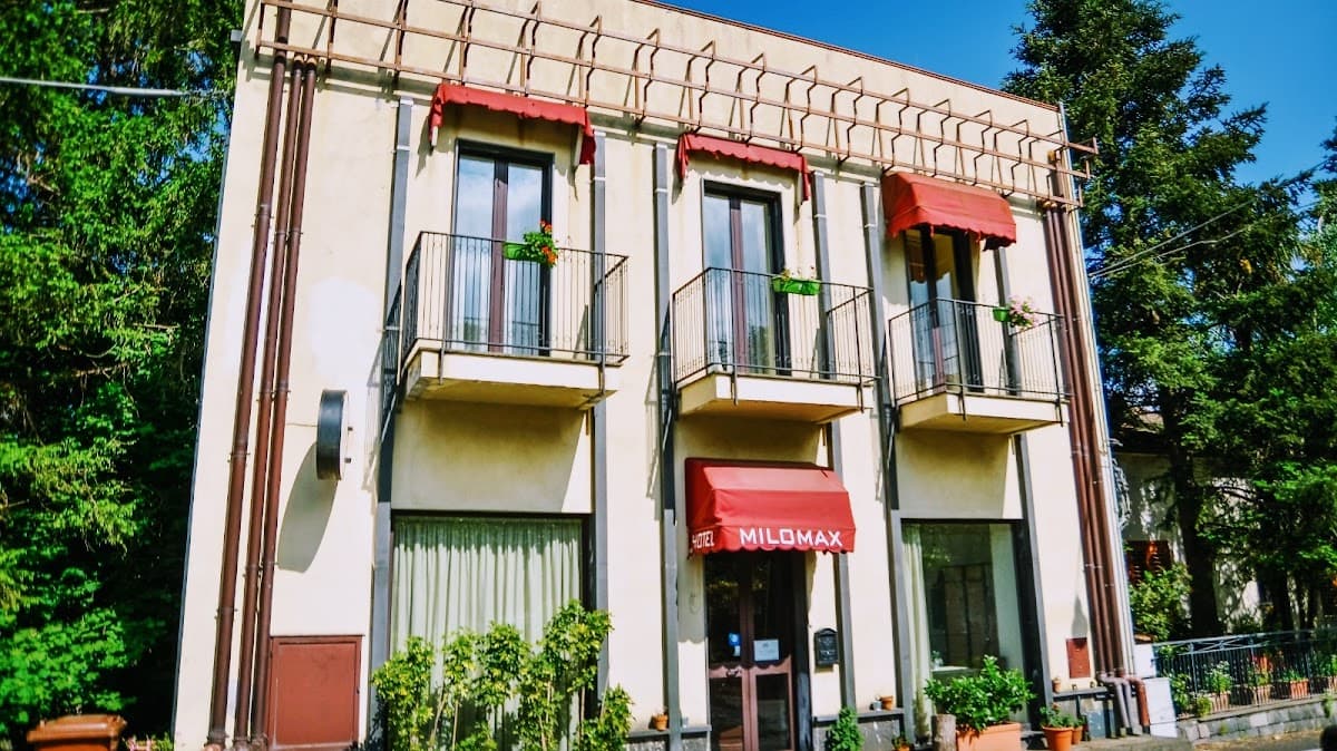 Hotel Milomax — destination wedding venue in 95010 Milo CT, Italy