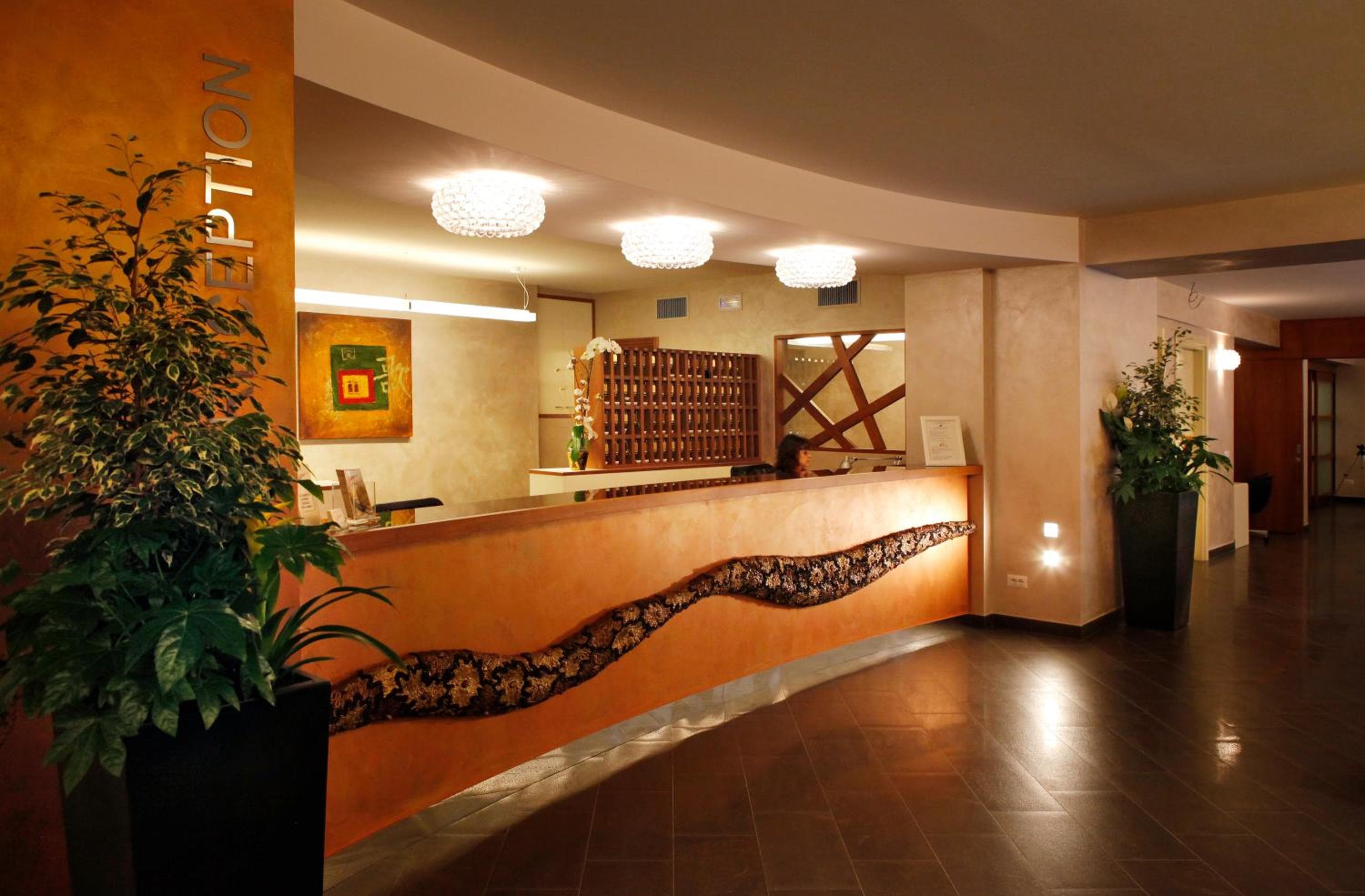 Hotel Monte Rosa, wedding venue in 16043 Chiavari GE, Italy
