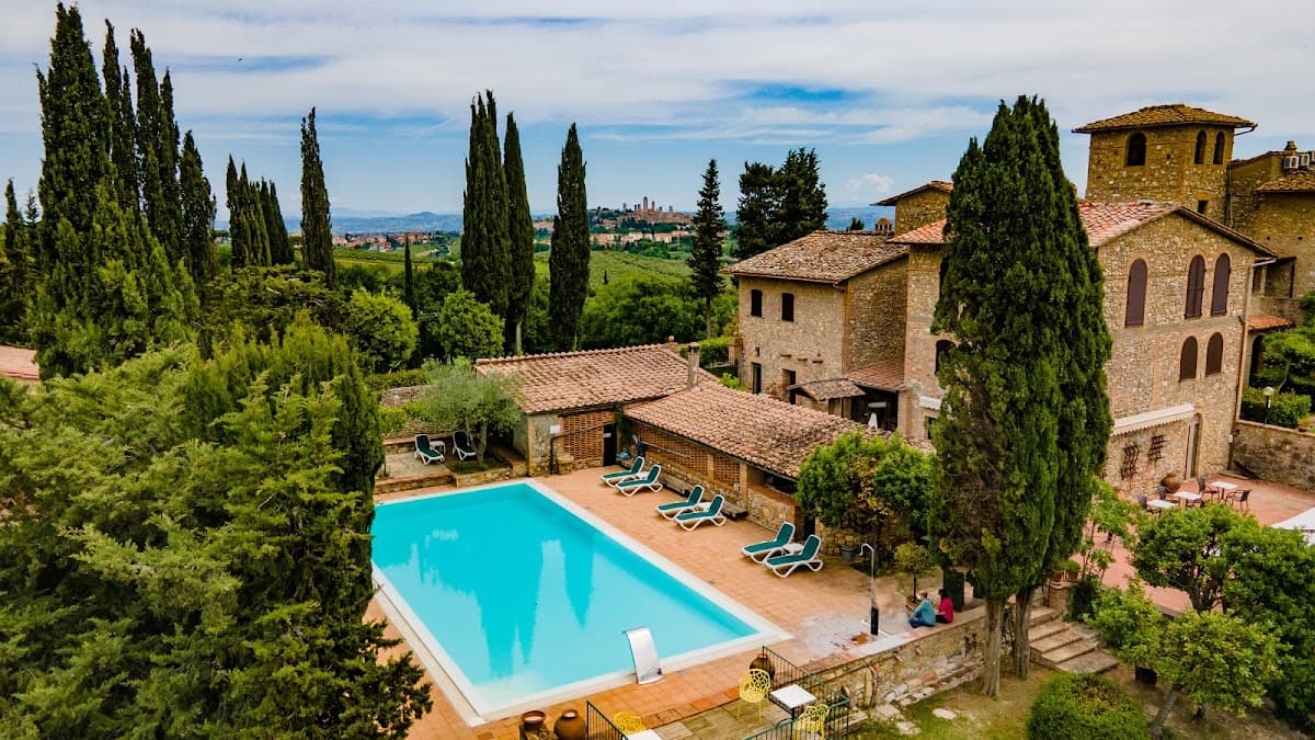 Hotel Pescille: destination wedding venue in 53037 San Gimignano SI, Italy