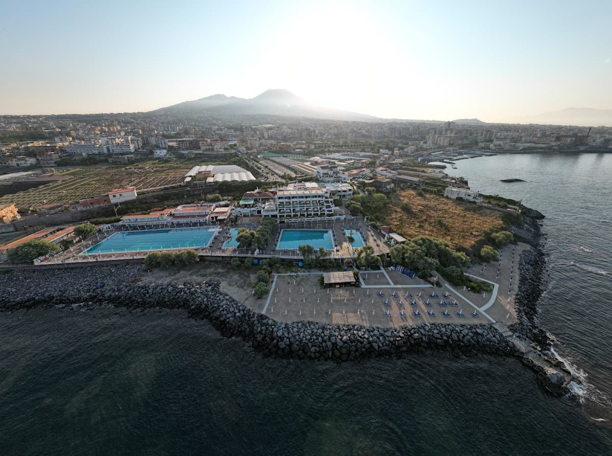 Hotel Punta Quattroventi — destination wedding venue in 80056 Ercolano NA, Italy