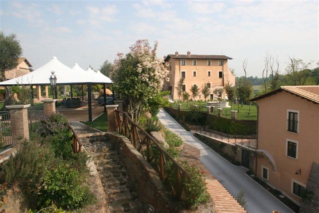 Hotel Relais Castrum Boccea: destination wedding venue in 00166 Roma RM, Italy