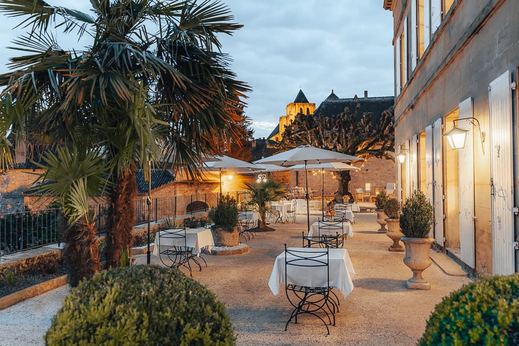 HOTEL RESTAURANT L'ABBAYE: destination wedding venue in 24220 Saint-Cyprien, France