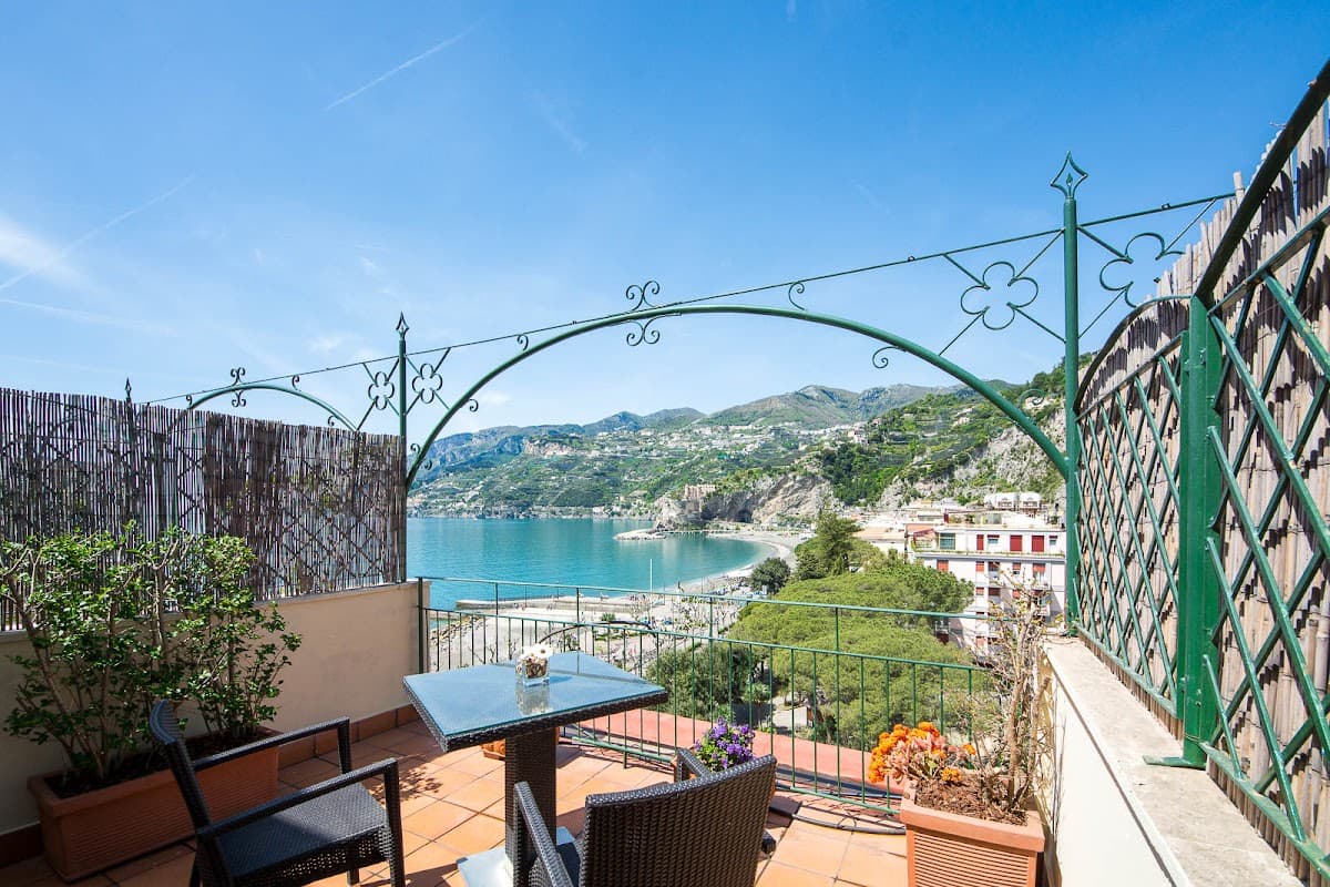 Hotel Ristorante Sole: destination wedding venue in 84010 Maiori SA, Italy