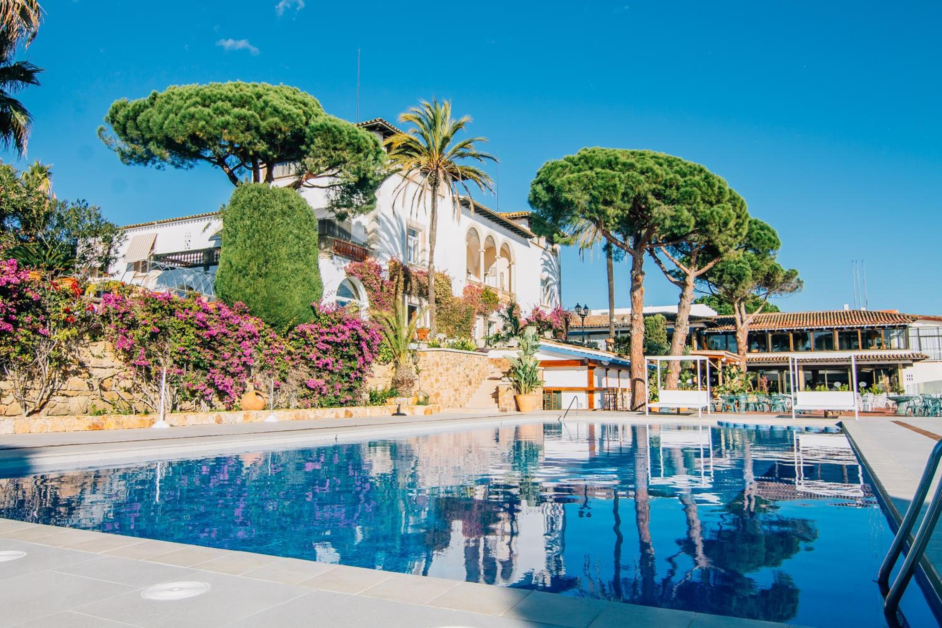 Hotel Roger de Flor by Seleqtta, wedding venue in Lloret de Mar, Spain