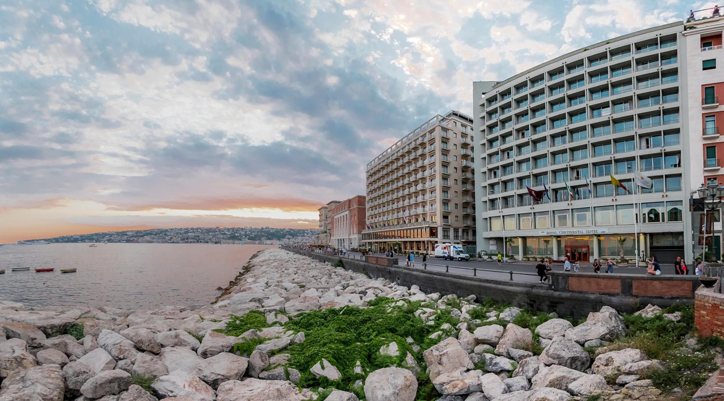Hotel Royal Continental, wedding venue in Napoli, Italy