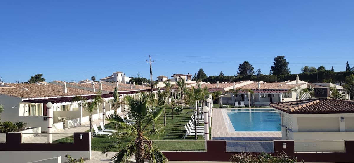 Hotel Rural Brícia Du Mar — destination wedding venue in 8400-275 Ferragudo, Portugal