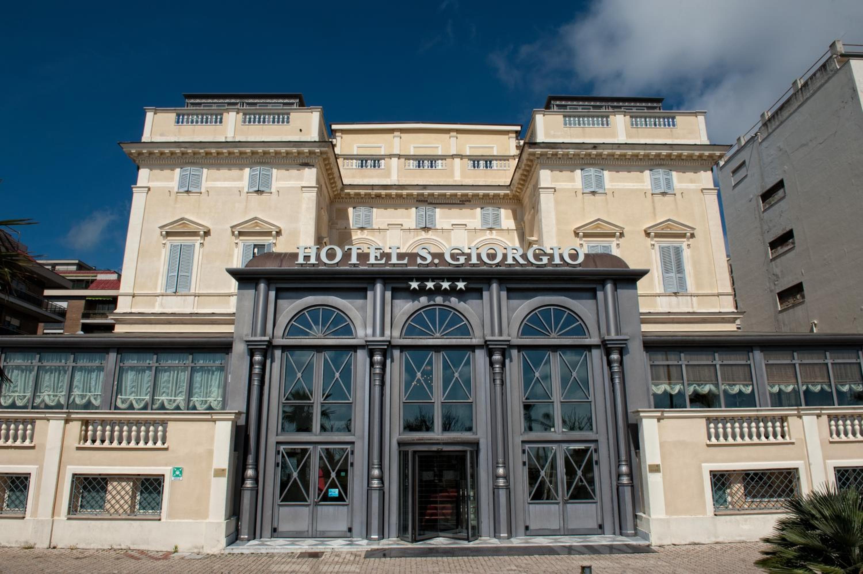 Hotel San Giorgio, wedding venue in Civitavecchia, Italy