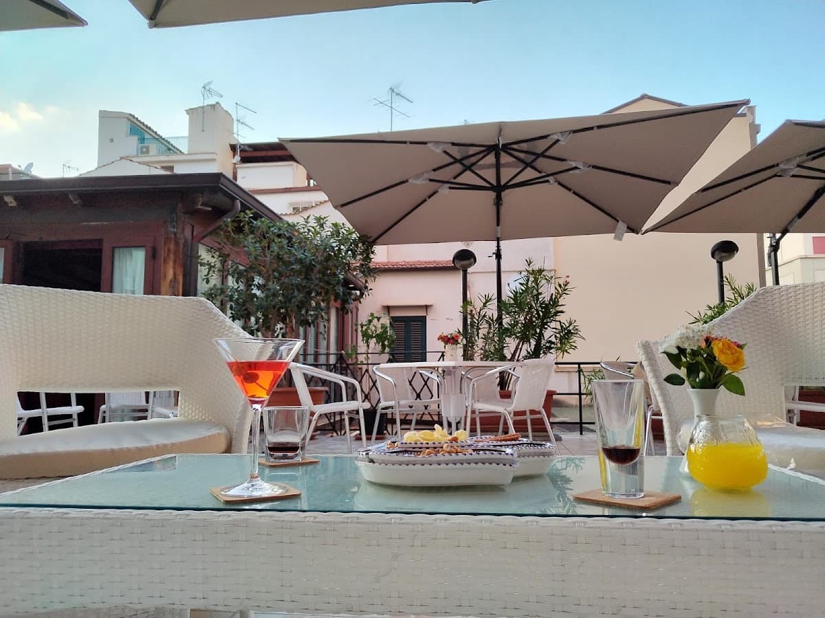 Hotel Trinacria SRL: destination wedding venue in 90139 Palermo PA, Italy