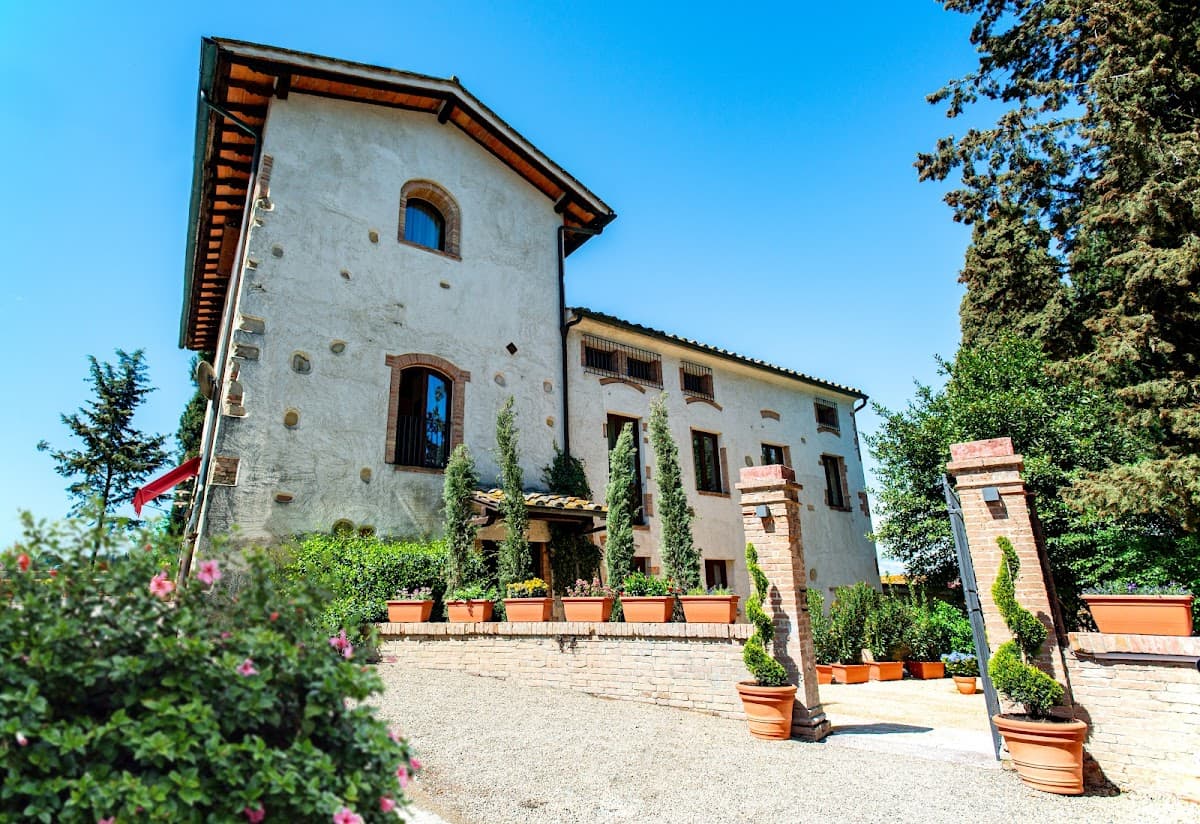 Hotel Vecchio Asilo: destination wedding venue in 53030 San Gimignano SI, Italy