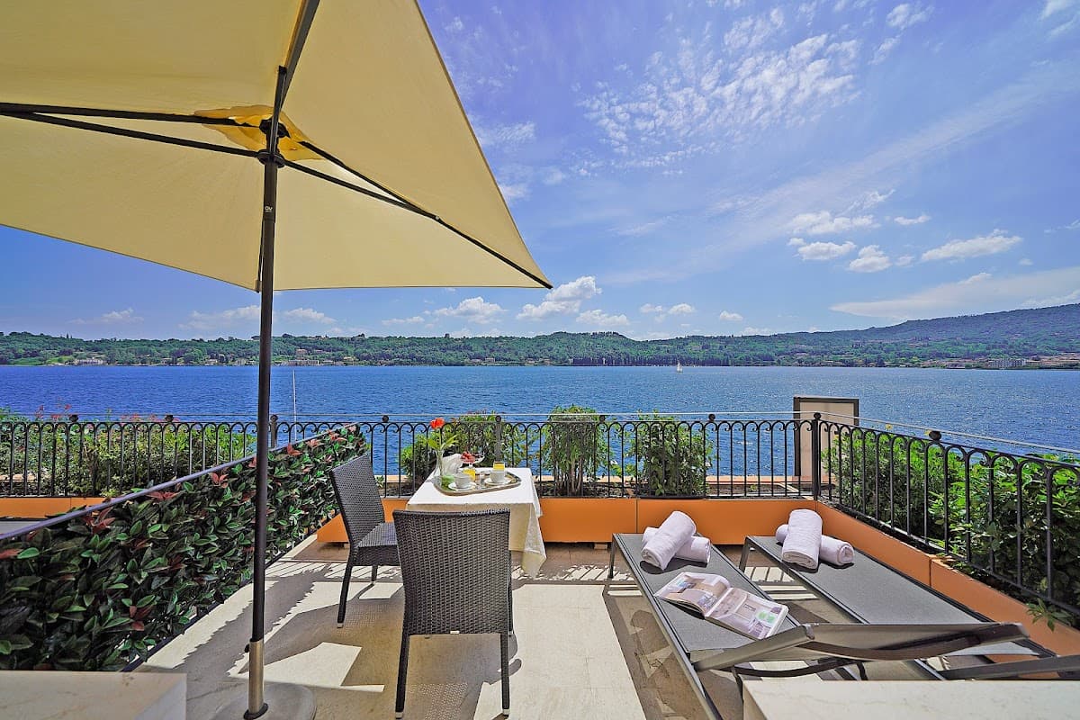 Hotel Vigna: destination wedding venue in 25087 Salò BS, Italy