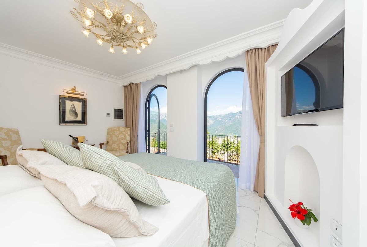 Hotel Villa Amore: destination wedding venue in 84010 Ravello SA, Italy