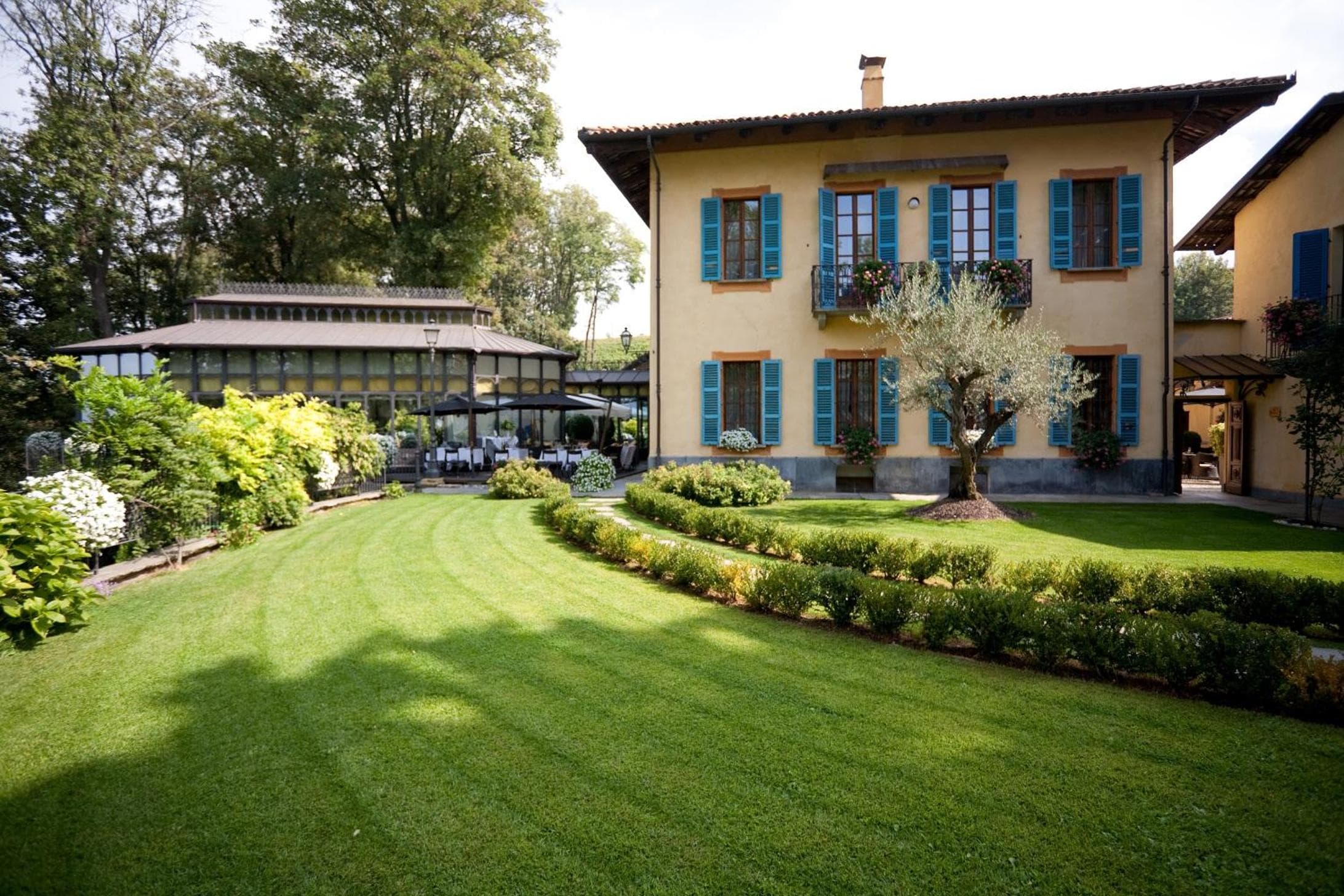 Hotel Villa Beccaris, wedding venue in Monforte d'Alba, Italy