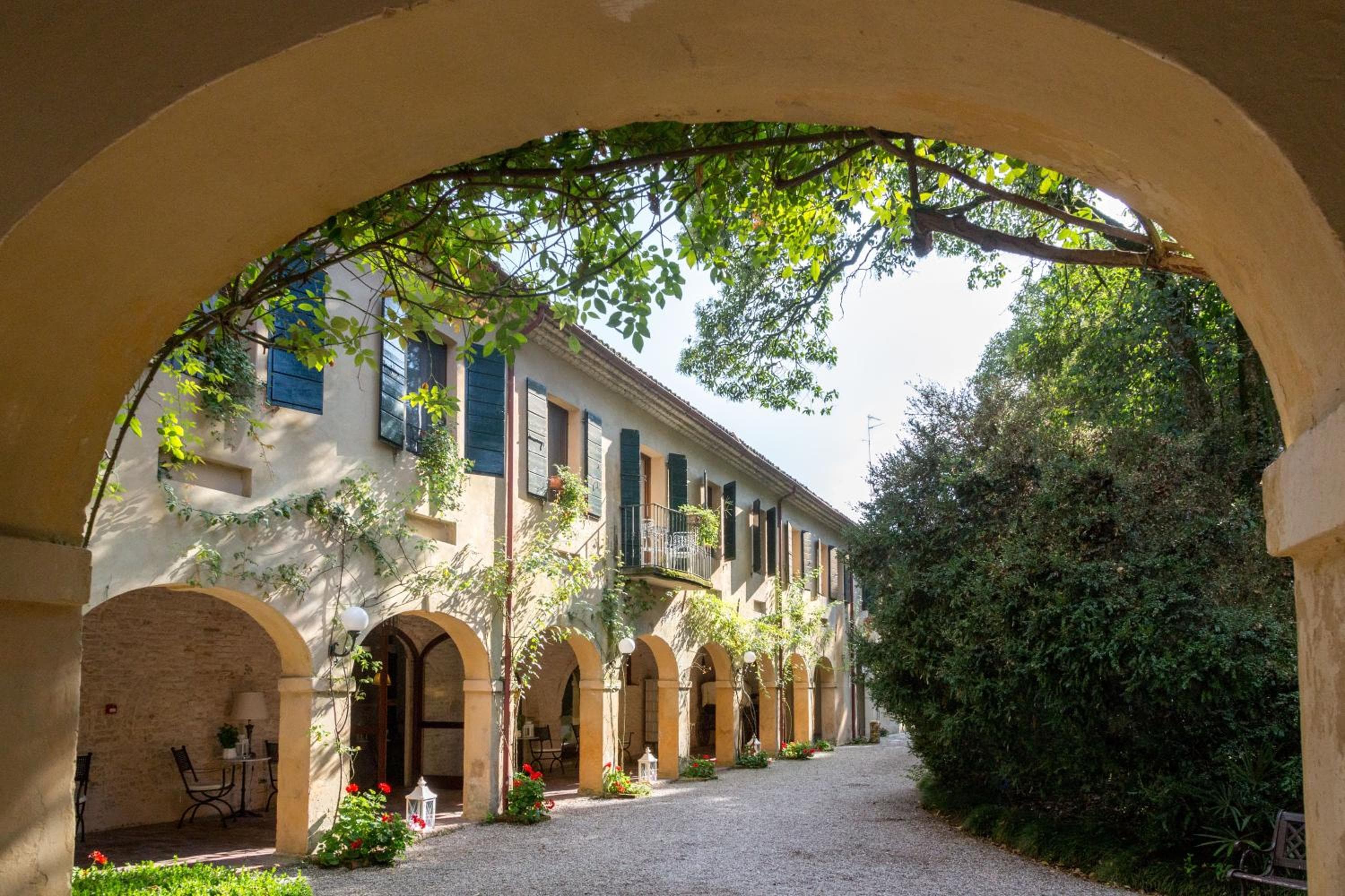 Hotel Villa Luppis, wedding venue in Pasiano di Pordenone, Italy