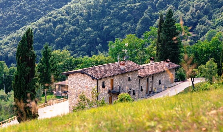 Il Bagnolo Eco Lodge: destination wedding venue in 25087 Serniga BS, Italy