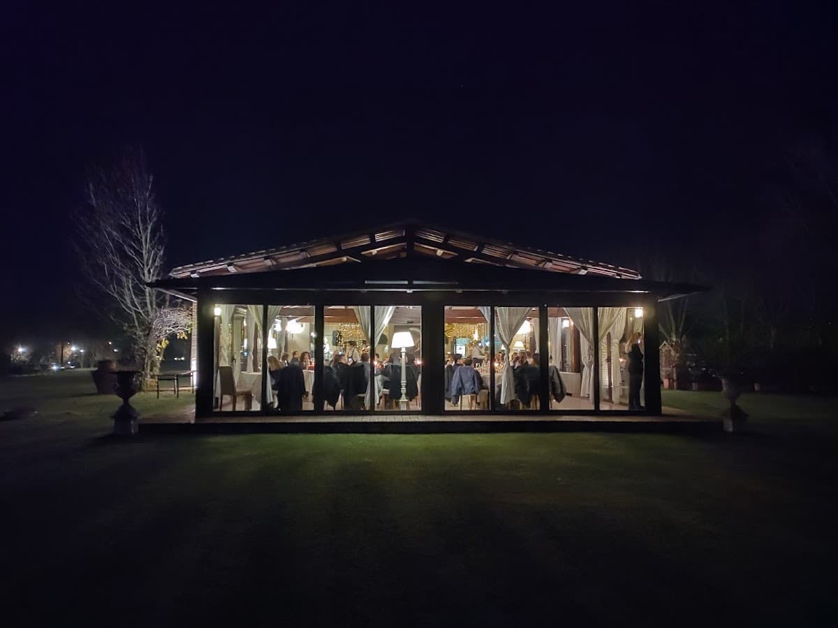 Il Baio Ristorante, Relais & Natural SPA: destination wedding venue in 06049 Camporoppolo PG, Italy