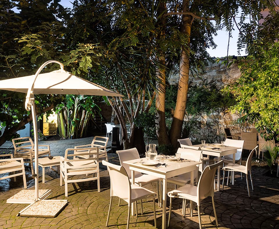 Il Giardino di Ballarò Boutique Hotel: destination wedding venue in 90134 Palermo PA, Italy