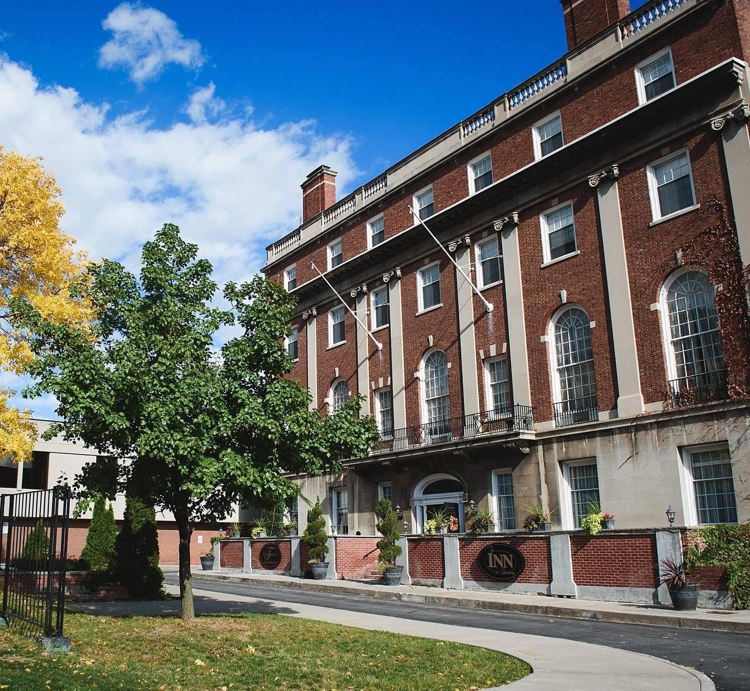 Inn on Broadway, wedding venue in Rochester, United States