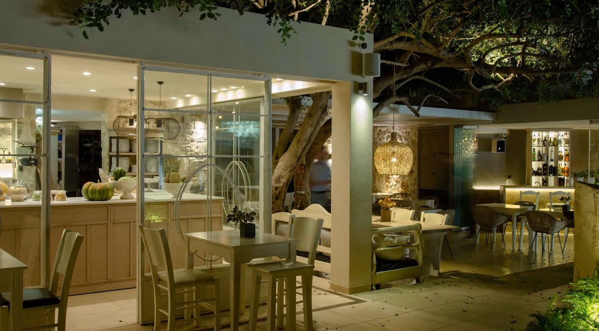 IridaChic Boutique Hotel & Spa: destination wedding venue in Stalida 700 14, Greece
