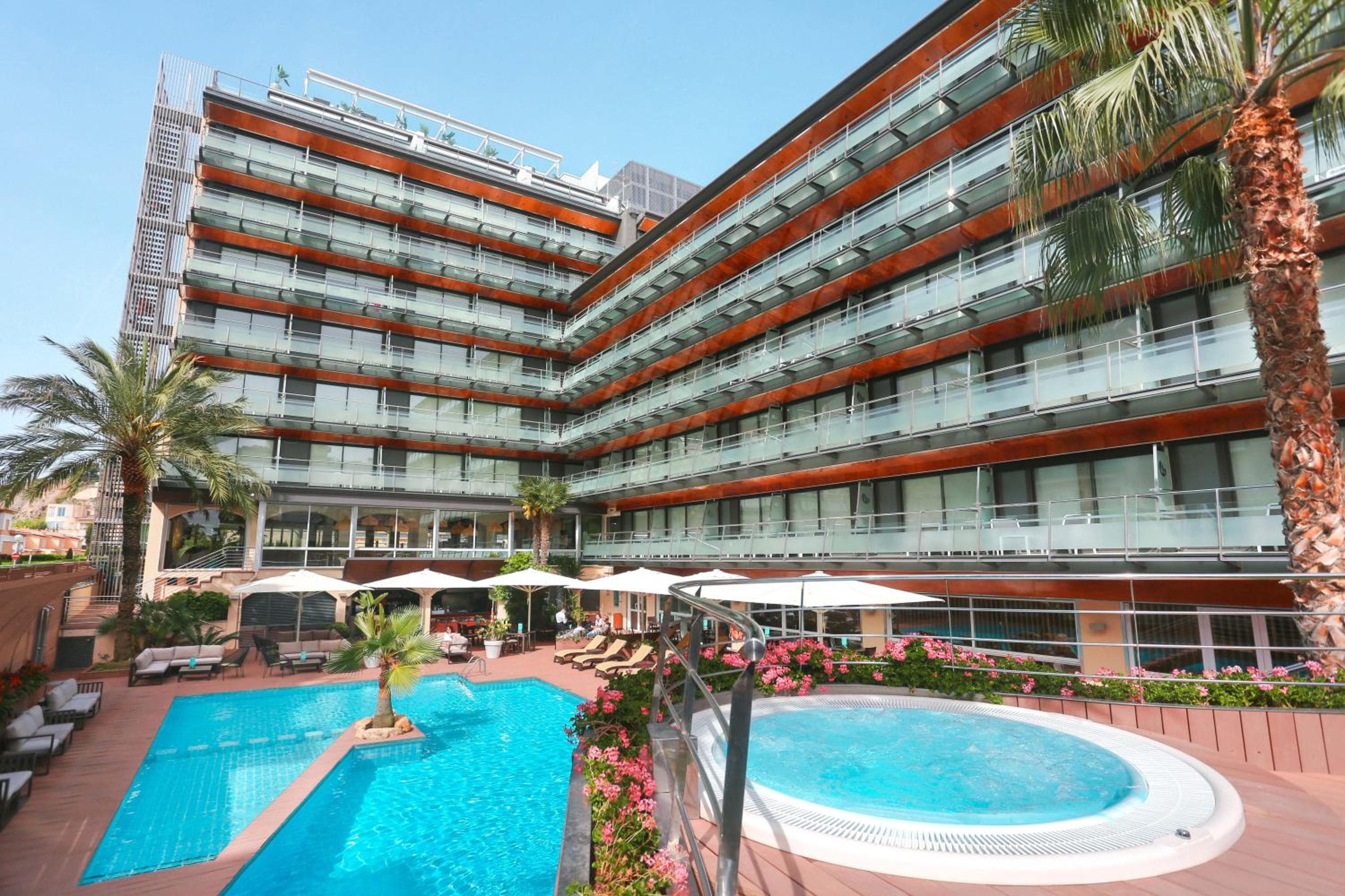 KAKTUS Hotel Kaktus Playa, wedding venue in Calella, Spain