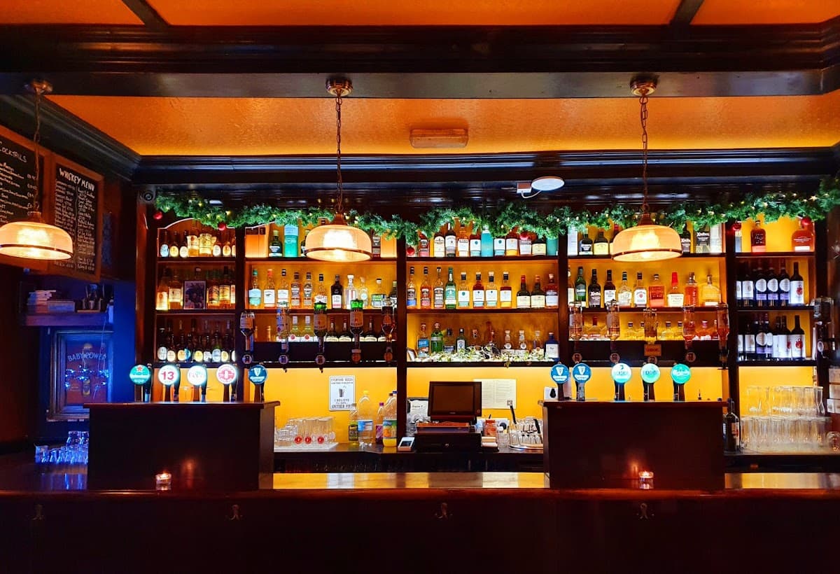 Kingstons Boutique Hotel & Pub — destination wedding venue in V93 E4XV, Ireland