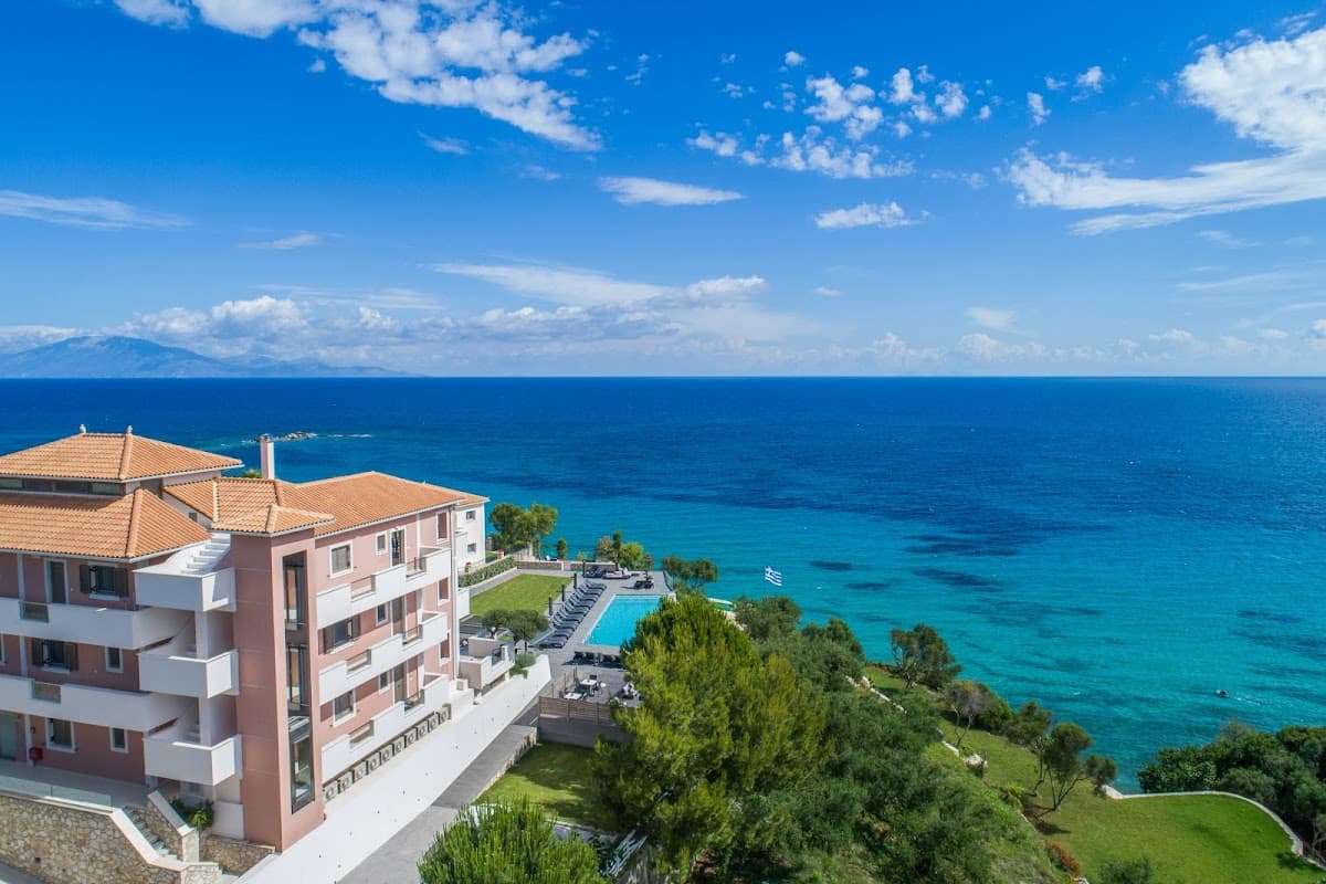 Kymothoe Elite Suites: destination wedding venue in Akrotiri 291 00, Greece