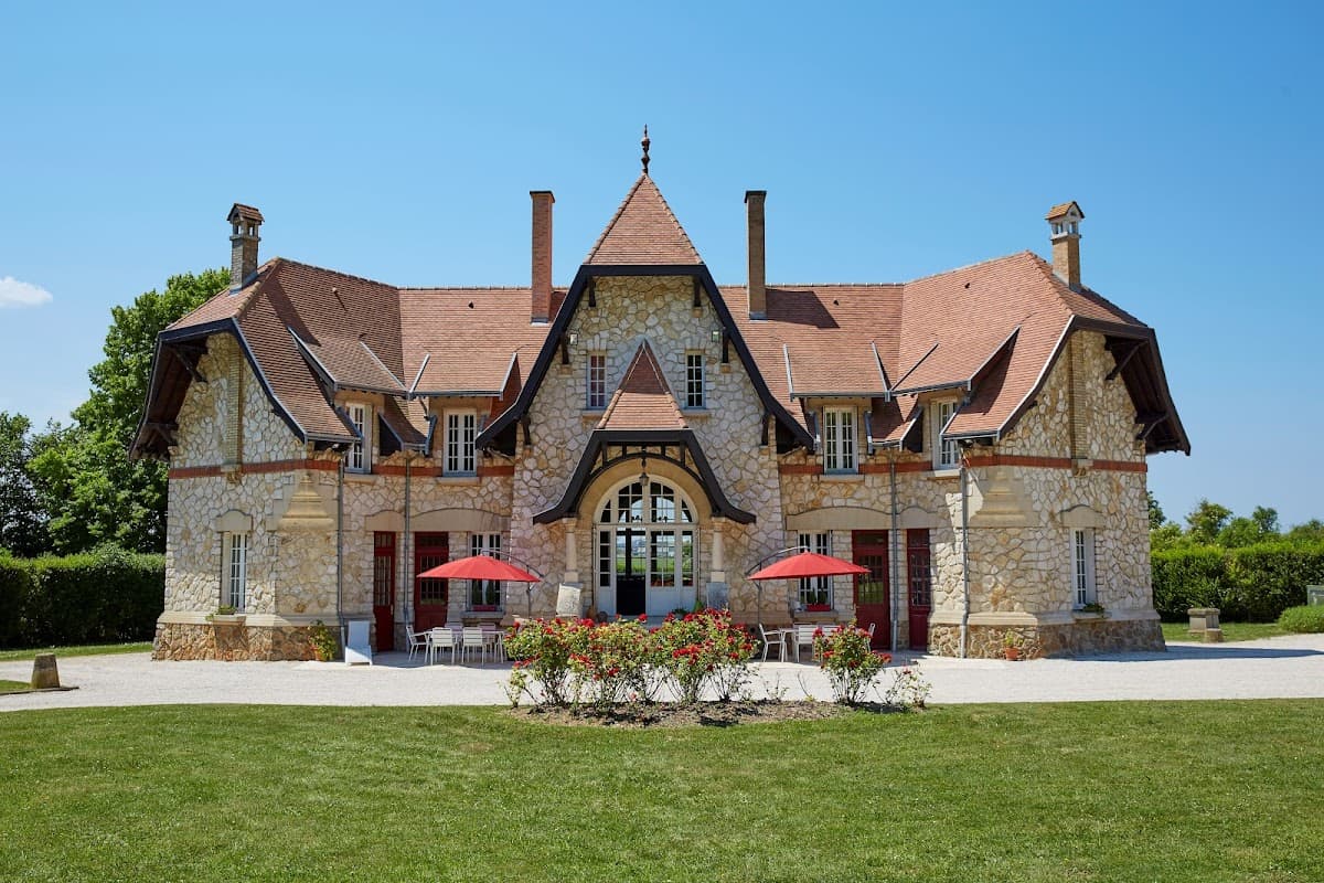 La Bertonnerie en Champagne: destination wedding venue in 51360 Prunay, France